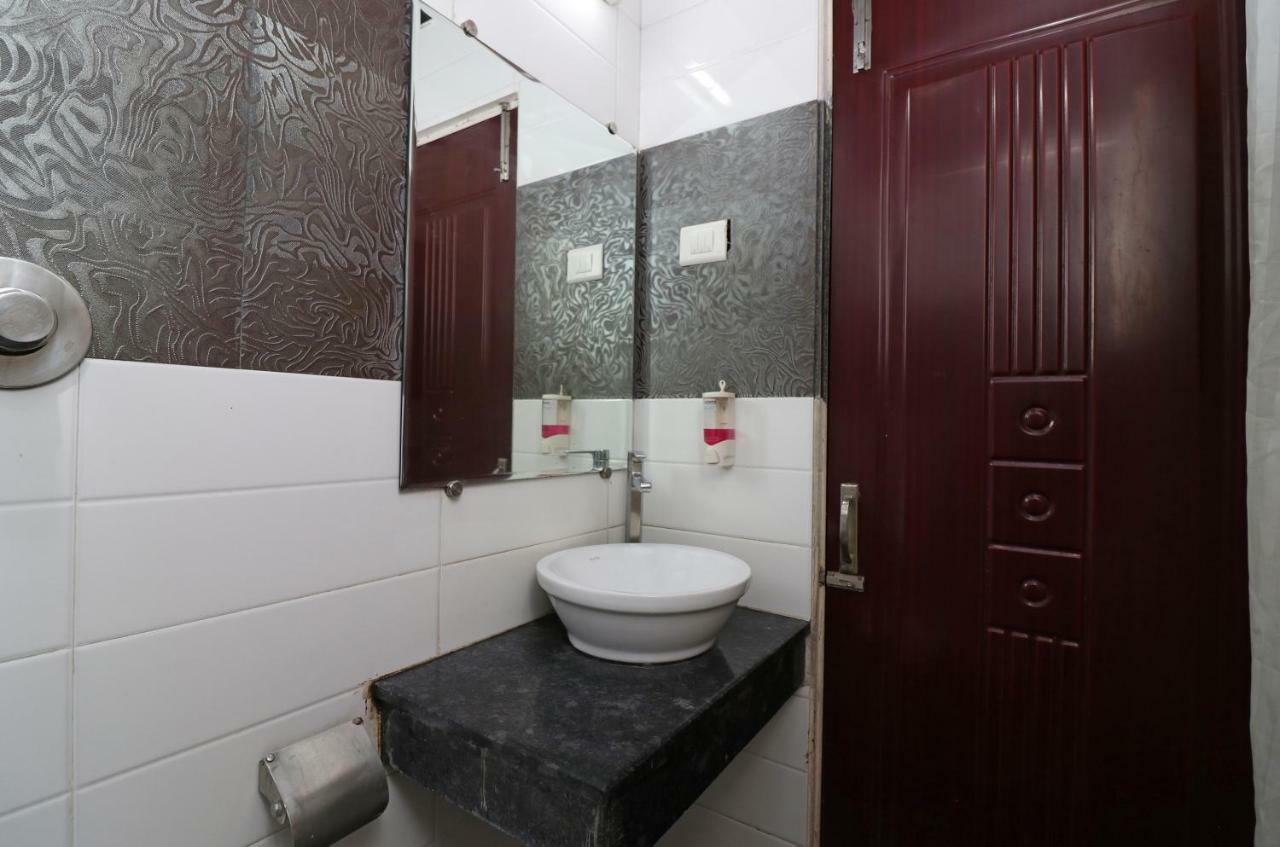 Oyo 22034 Hotel Kanisshk International Rourkela Luaran gambar